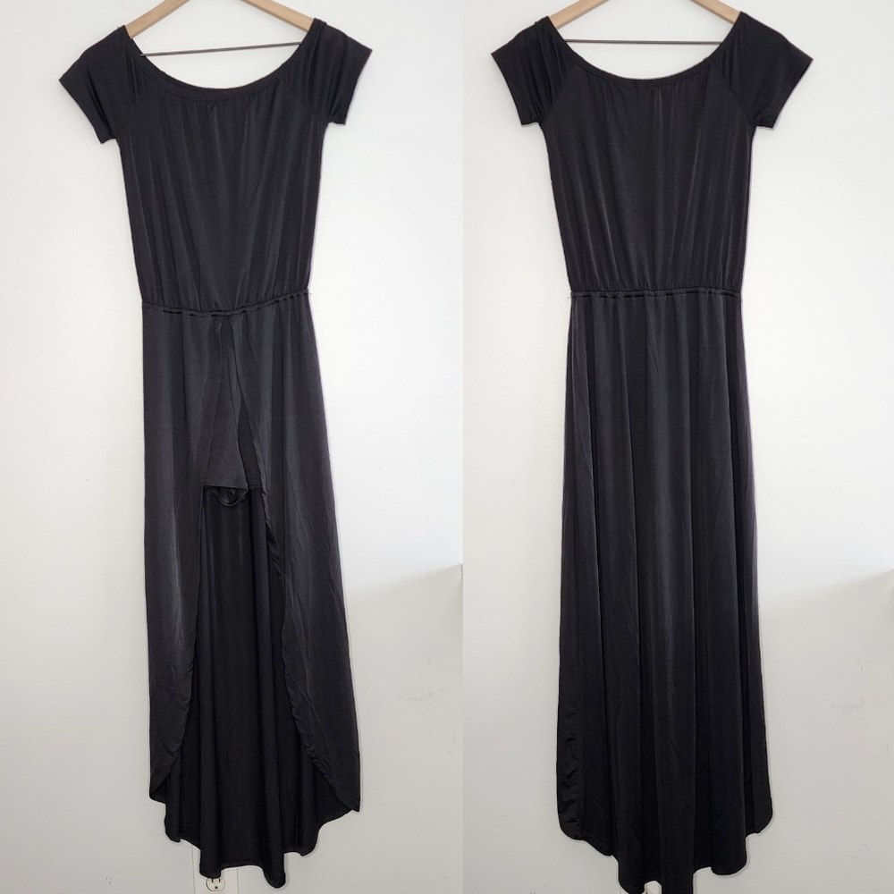 Next Question Romper With Cape Size Small